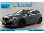 BMW 1-serie M135i xDrive M-Sport Pano HuD Alcantara Virtual, Automaat, Overige carrosserieën, Nieuw, Zilver of Grijs