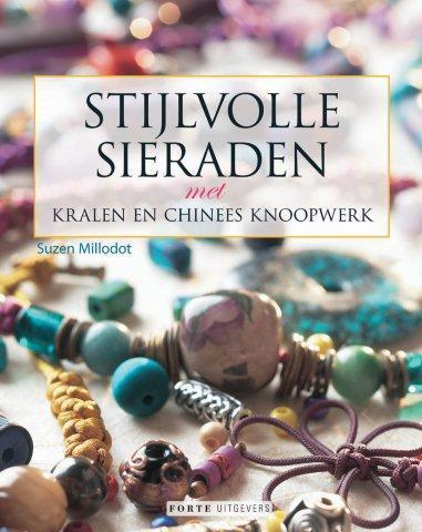 STIJLVOLLE SIERADEN - MET KRALEN EN CHINEES KNOOPW, Boeken, Hobby en Vrije tijd, Gelezen, Verzenden