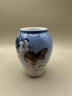 Royal Copenhagen - Vaas - 1584 / 271 - Porselein - Vlinders