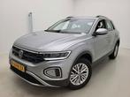 Zakelijke Lease |  Volkswagen T-Roc 1.0 TSI Life 110 PK, Stof, Gebruikt, Overige kleuren, Overige brandstoffen