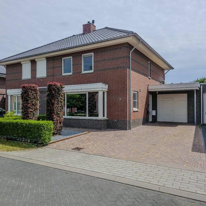Te huur Woning/appartement in Herten, 6 kamer(s) 178 m², Huizen en Kamers, Huizen te huur, Direct bij eigenaar, A, Limburg, Appartement