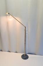 Swingarm vloerlamp - HERDA - Messing, marmer, Huis en Inrichting, Nieuw