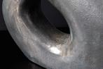 Handgemaakte vaas RING 40cm donkergrijs metalen decoratie, Ophalen of Verzenden, Nieuw