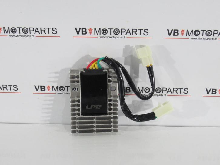 Kymco 125 200 300 Downtown People xciting spanningsregelaar, Motoren, Onderdelen | Overige, Ophalen of Verzenden