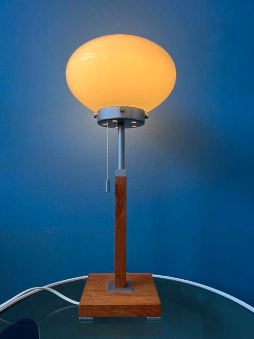Vintage Ikea Läreda Post Modern Opaline Glass Desk Lamp, Huis en Inrichting, Lampen | Tafellampen, Nieuw, Ophalen of Verzenden