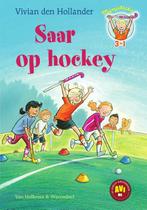 Ministicks - Saar op hockey 9789000356782, Boeken, Kinderboeken | Jeugd | onder 10 jaar, Gelezen, Verzenden, Vivian den Hollander