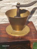 Koffiemolen (3) - Hout, Koper - Oude koffie Malers
