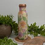 Puur koperen waterfles bloemenprint groen/rose/wit ± 950 ml, Huis en Inrichting, Ophalen of Verzenden, Nieuw