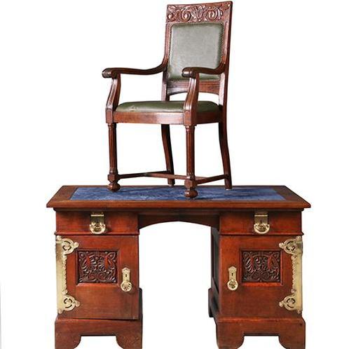 Art Nouveau Bureau met brons beslag en armstoel  incl stof e, Antiek en Kunst, Antiek | Meubels | Stoelen en Banken, Ophalen of Verzenden