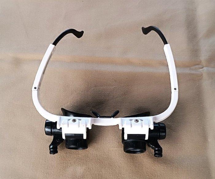 Medisch optisch instrument - medical precision glasses -, Antiek en Kunst, Antiek | Wandborden en Tegels