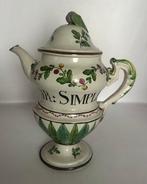 Kroes - 22 - maioliek keramiek