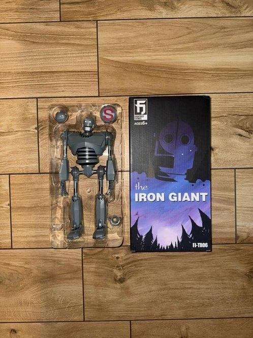 Fantasy Jewel - Speelgoed robot The Iron Giant / FJ-TR06 -, Antiek en Kunst, Antiek | Overige Antiek