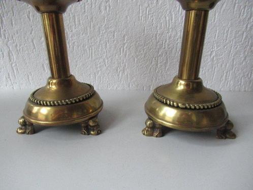 Kandelaar 2 antieke altaar kandelaars (2) - Brons en koper, Antiek en Kunst, Kunst | Niet-Westerse kunst