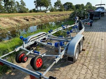 Vlemmix en TTH boot en sloepentrailer uit voorraad leverbaar beschikbaar voor biedingen