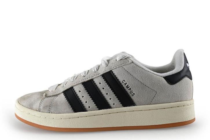Adidas Sneakers in maat 37 Wit, Kleding | Dames, Schoenen, Wit, Zo goed als nieuw, Sneakers of Gympen, Verzenden