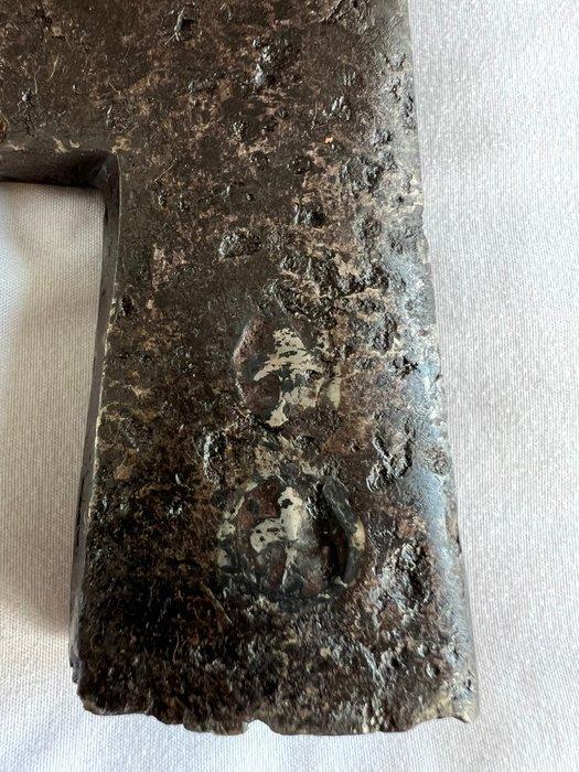 Middeleeuwen, kruisvaardersperiode IJzer Kampfaxt 16e eeuw, Antiek en Kunst, Antiek | Overige Antiek
