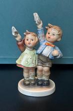 Goebel - Beeldje - Gorgeous Goodbye  (no 153/0) -