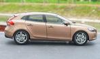 Paudi Model 1:18 - Modelauto - Volvo V40 T4 - 2016, Hobby en Vrije tijd, Nieuw