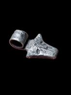 Oud-Romeins Zilver, Stunning Legion Bull Head with Solar