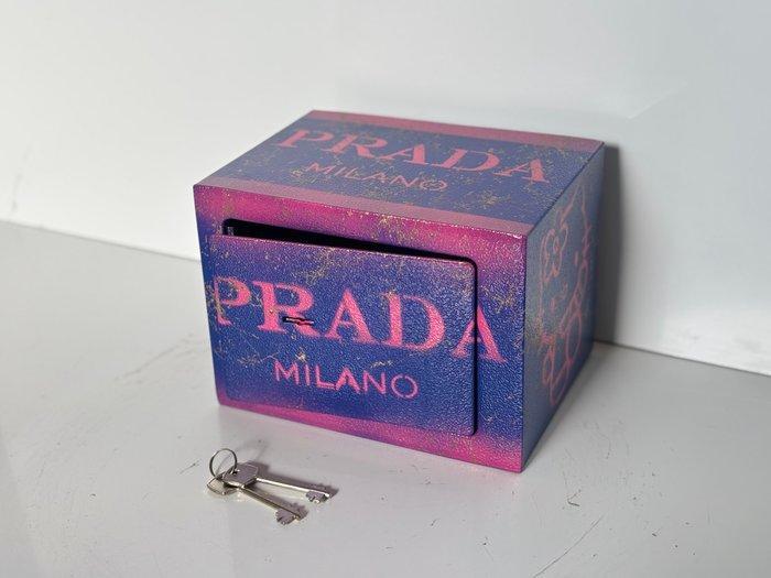 Rob VanMore - Prada x Hello Kitty Vault, Antiek en Kunst, Kunst | Designobjecten