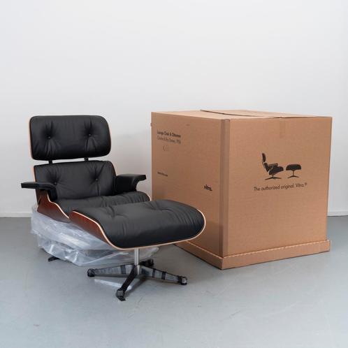 2x Vitra Eames Lounge Chair + Ottoman Palisander - Chroom, Huis en Inrichting, Fauteuils, 75 tot 100 cm, Nieuw, 75 tot 100 cm