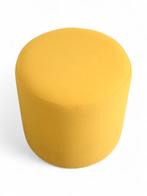 vdm. poef, geel gestoffeerd, Overige plaatsen, Ophalen of Verzenden, Gebruikt, Stoel