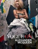 Vogue on Alexander McQueen by Chloe Fox (Hardback), Boeken, Taal | Engels, Gelezen, Chloe Fox, Verzenden