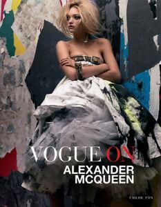 Vogue on Alexander McQueen by Chloe Fox (Hardback), Boeken, Taal | Engels, Gelezen, Verzenden