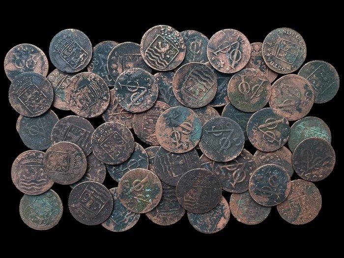 VOC duiten Nederland ( Vereenigde Oostindische Compagnie ) -, Postzegels en Munten, Munten | Nederland