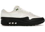Nike Air Max 1 White Black Chlorophyll - Maat 44 EU, Kleding | Heren, Schoenen, Ophalen of Verzenden, Nieuw, Nike