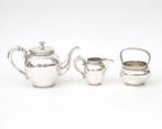 Een driedelig zilveren theeservies, Duitsland, 20e eeuw, Antiek en Kunst