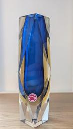 Murano - Eenbloemige vaas - Sommerso - Glas - Sommerso