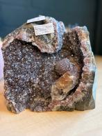 Amethist Uruguay met calciet  (Rust, bescherming en helend), Verzamelen, Mineralen en Fossielen, Ophalen of Verzenden, Mineraal