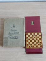 2 vintage schaaksets, WW2 periode, William. F. Drueke -, Antiek en Kunst