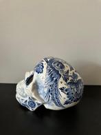 Jan Born - sculptuur, Handgeschilderde Delftsblauwe schedel