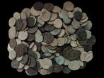 Romeinse Rijk. Lot of 200 Æ coins (3/4th-5th century AD), Postzegels en Munten, Munten | Europa | Niet-Euromunten