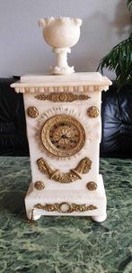 Pendule - Albast, Marmer, Messing - 1800-1850