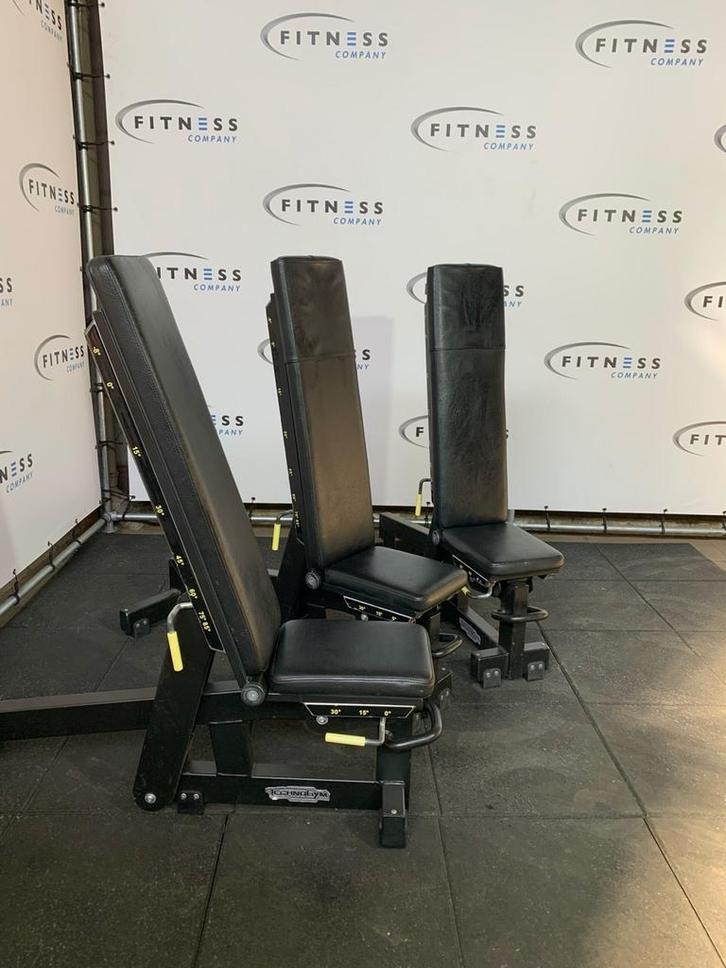 Adjustable Bench Pure Strength | Technogym | bank | bench |, Sport en Fitness, Fitnessmaterialen, Overige typen, Ophalen of Verzenden