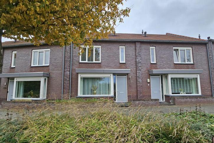 Woning te huur in Landgraaf - 127 m² - 3 kamer(s) - 3 kamers, Huizen en Kamers, Huizen te huur, Limburg, Overige soorten