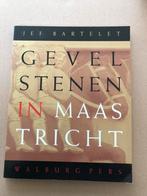 Gevelstenen Maastricht + historie erachter - Kleurenfotos, Ophalen of Verzenden, Gelezen