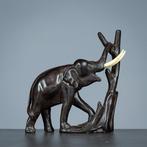 Beeldje - olifant - Hars, Antiek en Kunst