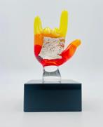 Guidotti - sculptuur, Mano con foglia d’argento. - 7 cm -