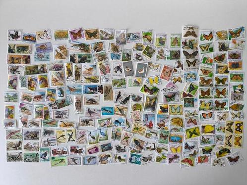 Wereld - 150 stuks - Dinosauriërs en prehistorische dieren,, Postzegels en Munten, Postzegels | Amerika
