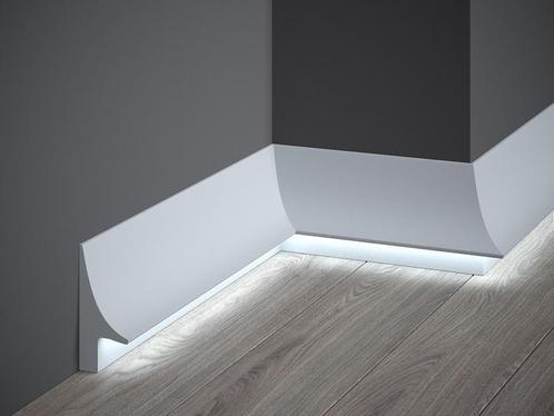 Plint LED QL007 (93 x 42 mm), lengte 2 m, Huis en Inrichting, Stoffering | Behang, Ophalen of Verzenden