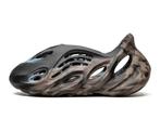 Adidas Yeezy Foam Runner MX Cinder - Maat 44.5 EU, Ophalen of Verzenden, Nieuw, Yeezy