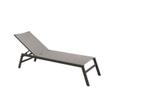 suns breez vigo ligbed lounger, Tuin en Terras, Nieuw, Aluminium, Verrijdbaar