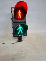 Stoplicht - Plastic - Voetgangers stoplicht, Antiek en Kunst