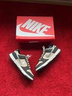 Nike - Dunk Low - Sneakers - Maat: EU 44.5 - Nieuw met tags, Nieuw