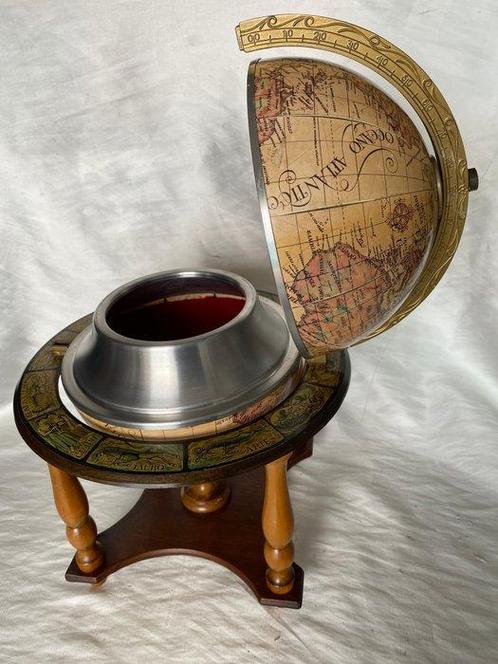 Globe - 1970-1980 - Globe Licor 50 cm, Antiek en Kunst, Curiosa en Brocante