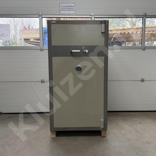 Gebruikte brandkast Lips VE 120, Huis en Inrichting, Brandblussers en Brandkasten, Gebruikt, Verzenden